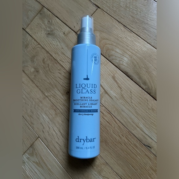 Drybar | Liquid Glass Miracle Smoothing Sealant 188mL - Picture 2 of 3